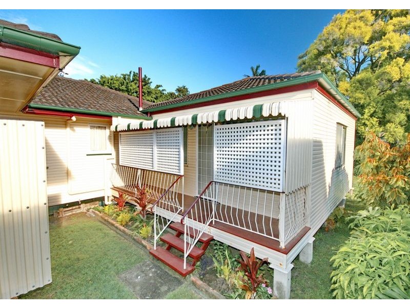 19 Cranston Street, Wynnum West QLD 4178