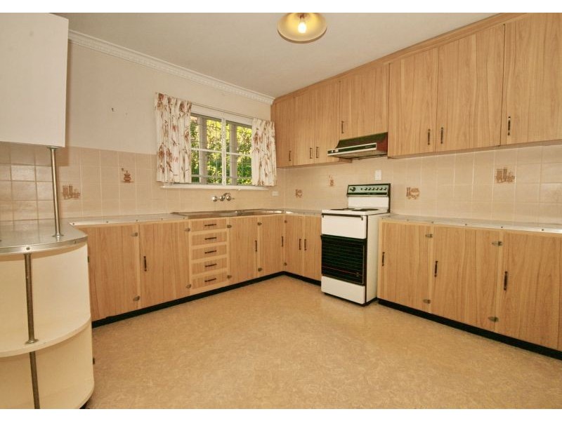 19 Cranston Street, Wynnum West QLD 4178