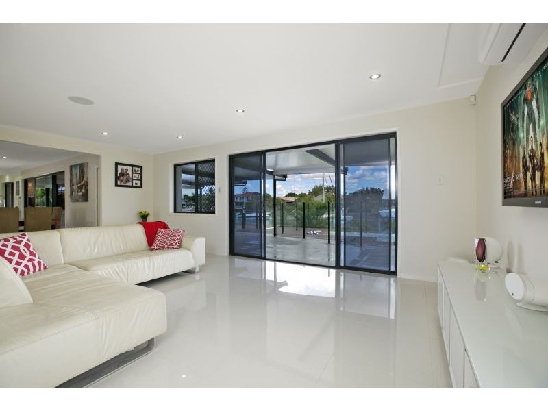 18 Bollard Court, Raby Bay QLD 4163