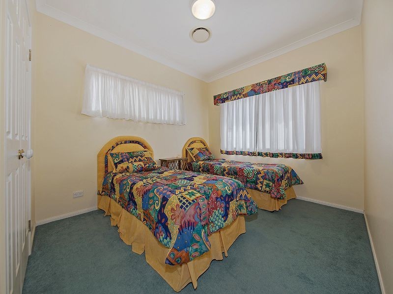 157 Stratton Tce, Manly QLD 4179