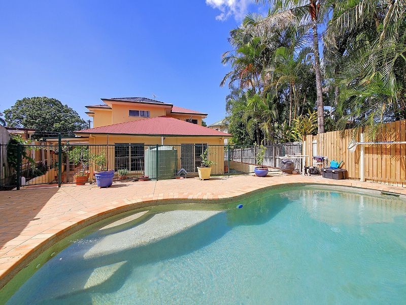 157 Stratton Tce, Manly QLD 4179