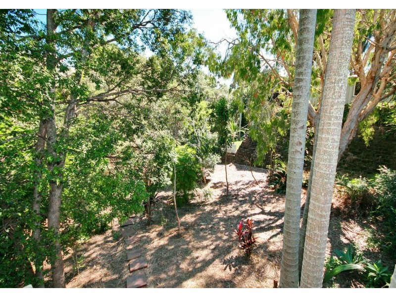 16 St Catherines Tce, Wynnum QLD 4178