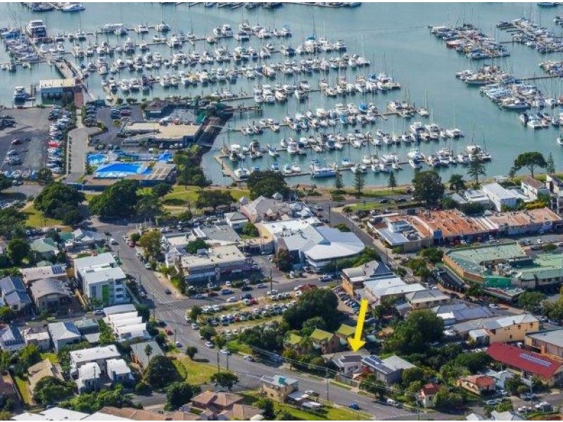 44 Cardigan Pde, Manly QLD 4179