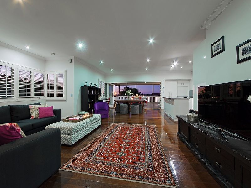 336 Richmond Road, Cannon Hill QLD 4170