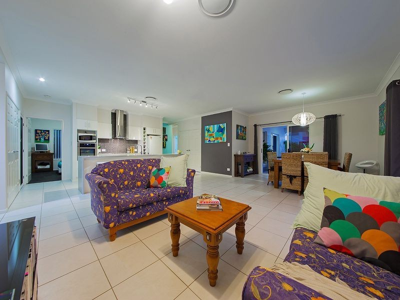 7 Gardenia Place, Gumdale QLD 4154