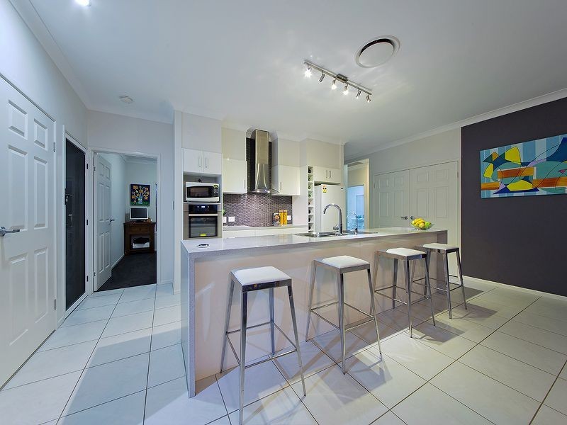 7 Gardenia Place, Gumdale QLD 4154