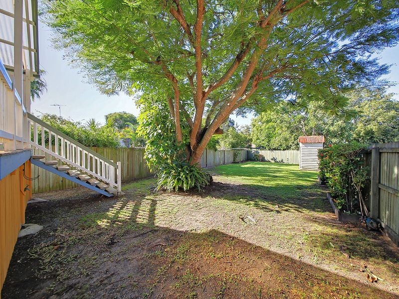 182 Melville Terrace, Manly QLD 4179