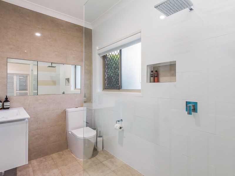 24 Sweetapple Place, Manly West QLD 4179