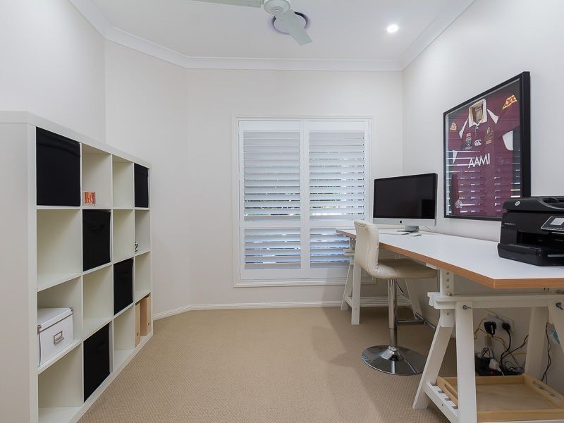24 Sweetapple Place, Manly West QLD 4179
