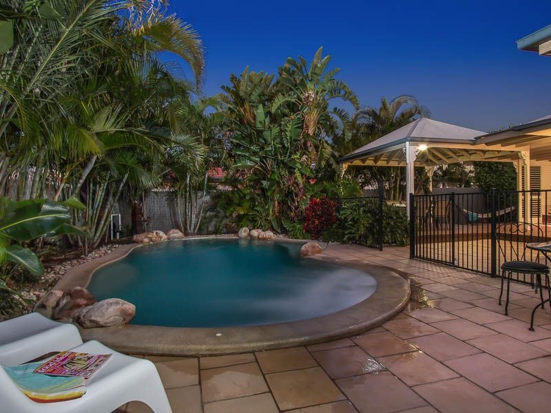24 Sweetapple Place, Manly West QLD 4179