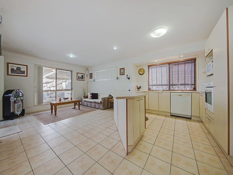 34 Solandra St, Wynnum West QLD 4178