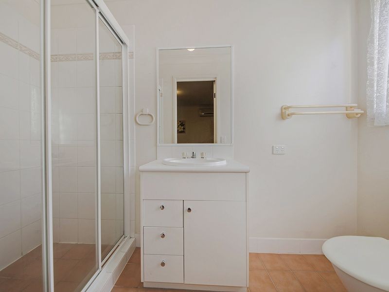 34 Solandra St, Wynnum West QLD 4178