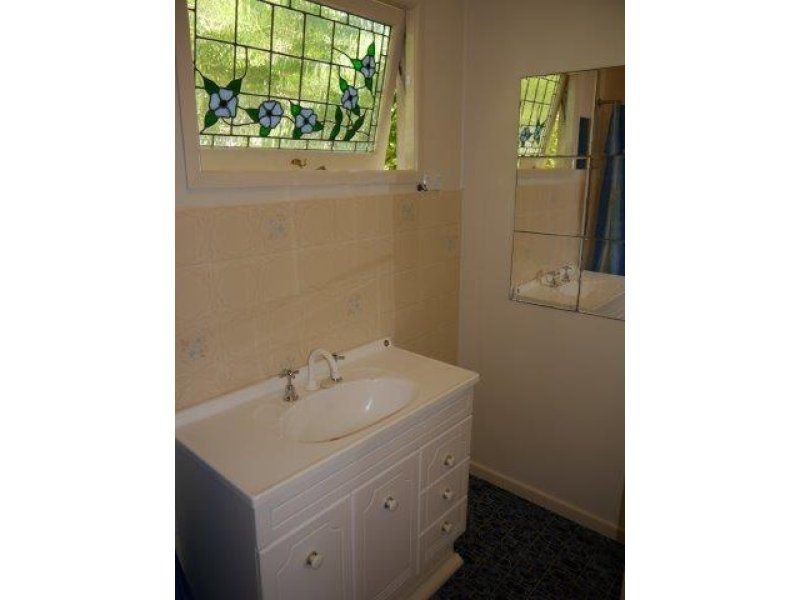 9 Boxgrove Avenue, Wynnum QLD 4178