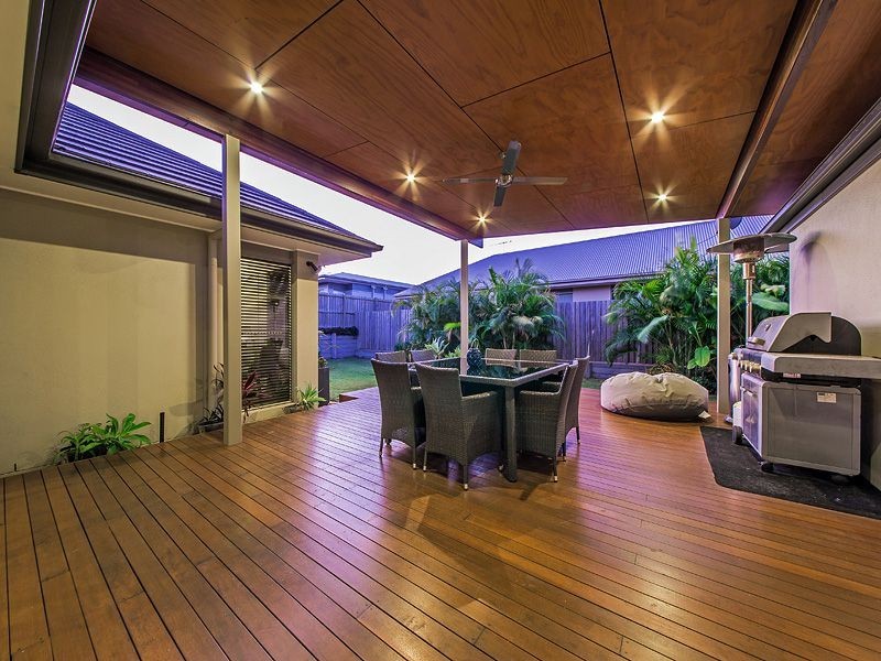 26 Esk Cr, Wakerley QLD 4154