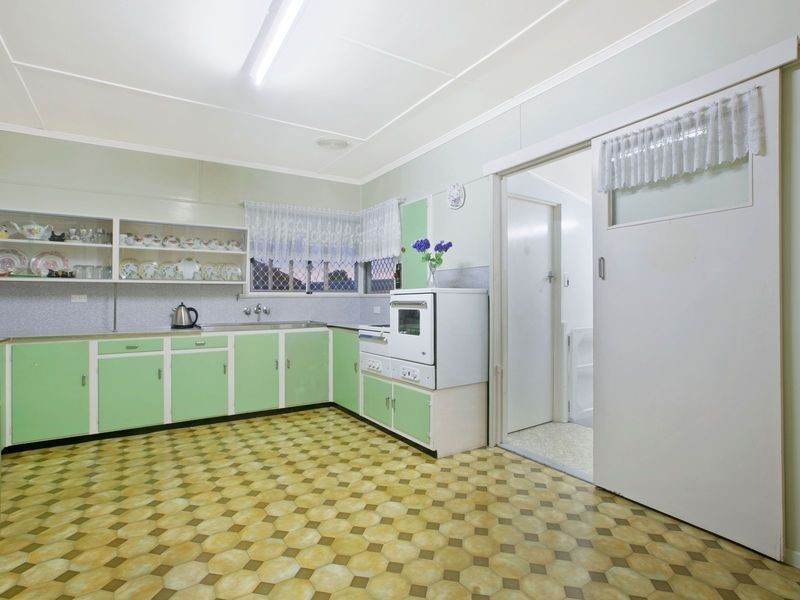 74 Dorothea Street, Cannon Hill QLD 4170