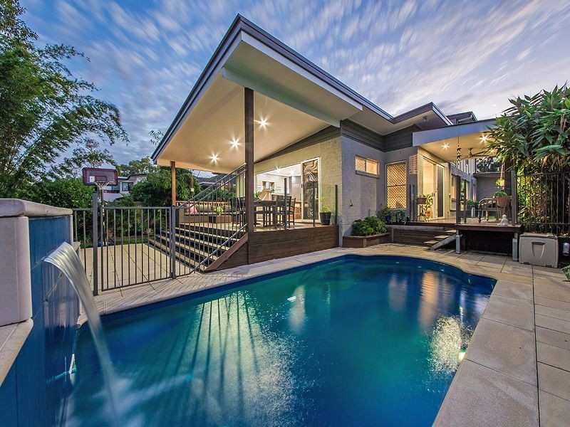 30 Talltrees Cct, Wakerley QLD 4154