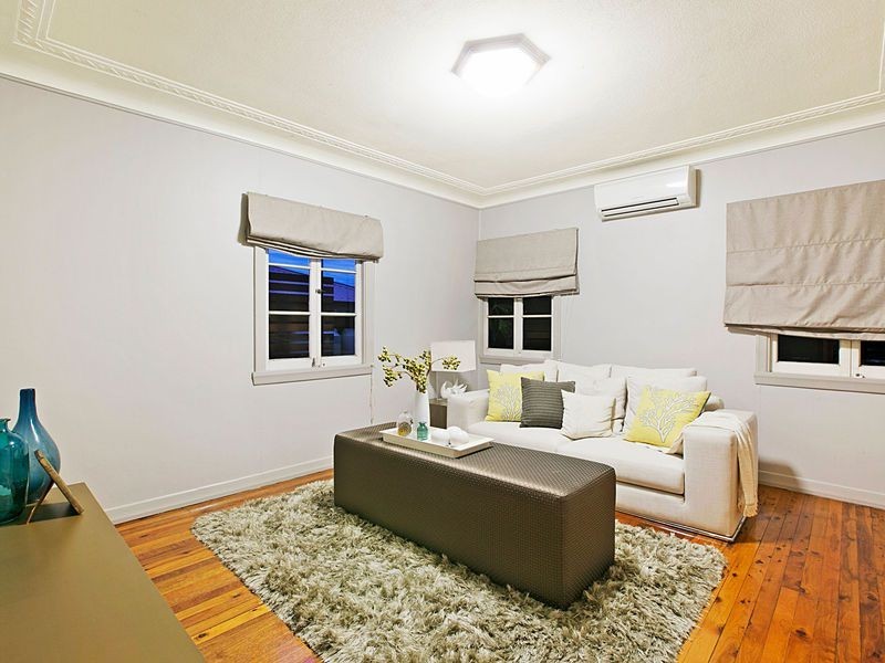 5 Gannon Ave, Manly QLD 4179