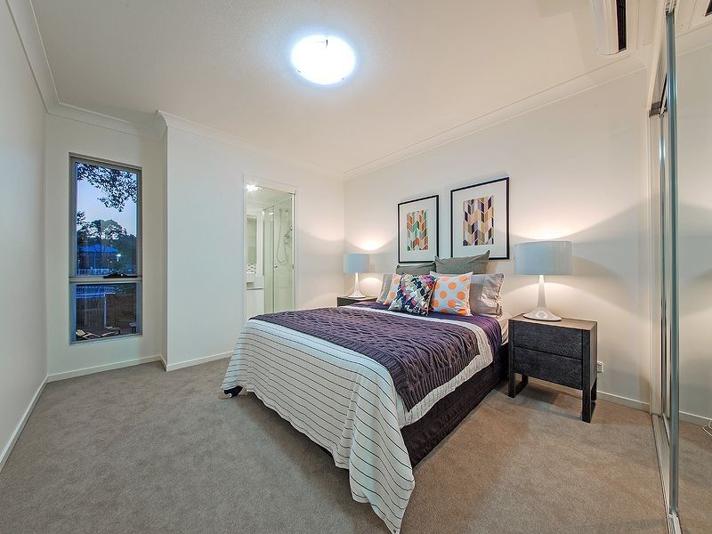 4/54 Yamboyna St, Manly QLD 4179
