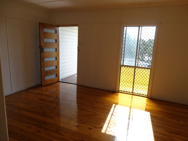 19 Bernays Road, Wynnum West QLD 4178