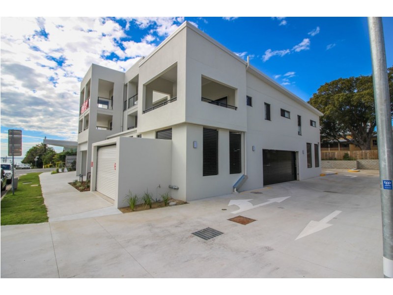 72 Pine St, Wynnum QLD 4178
