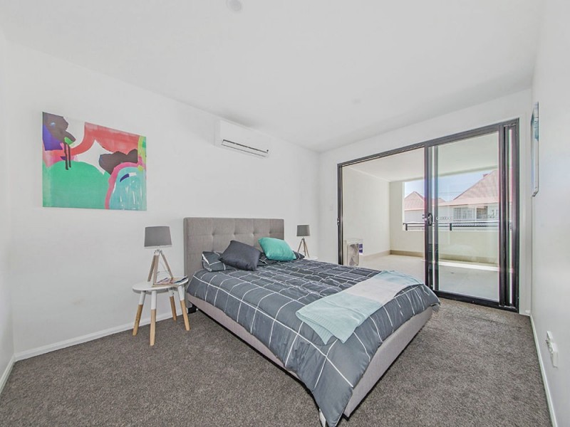 72 Pine St, Wynnum QLD 4178