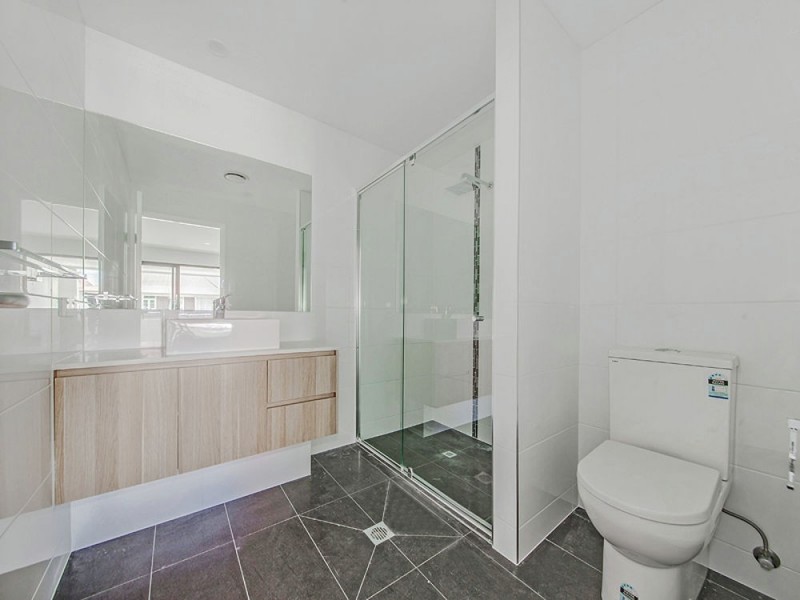 72 Pine St, Wynnum QLD 4178