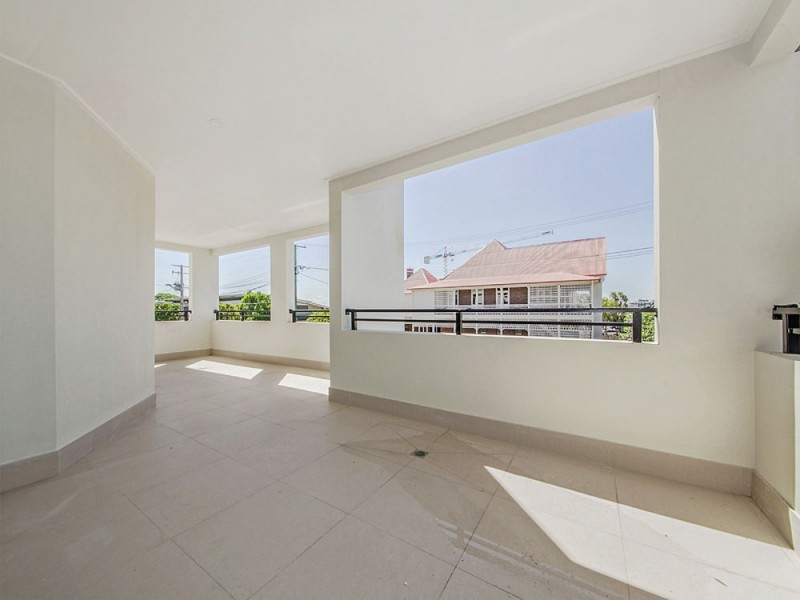 72 Pine St, Wynnum QLD 4178