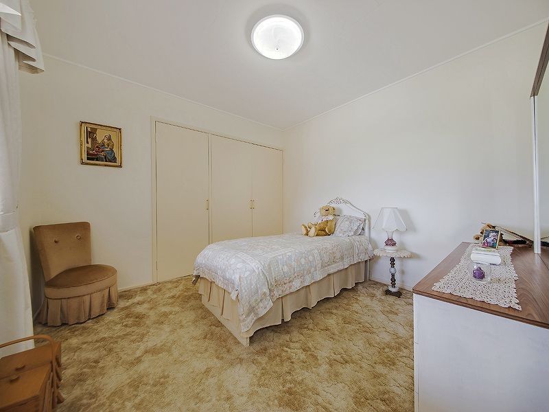 11 Ringara Street, Manly West QLD 4179