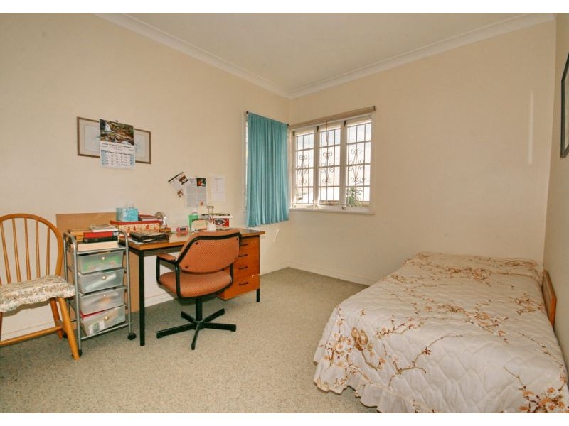 22 Glading Street, Manly West QLD 4179