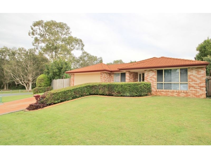 39 Carinyan Drive, Birkdale QLD 4159