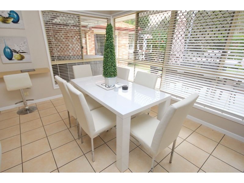 39 Carinyan Drive, Birkdale QLD 4159