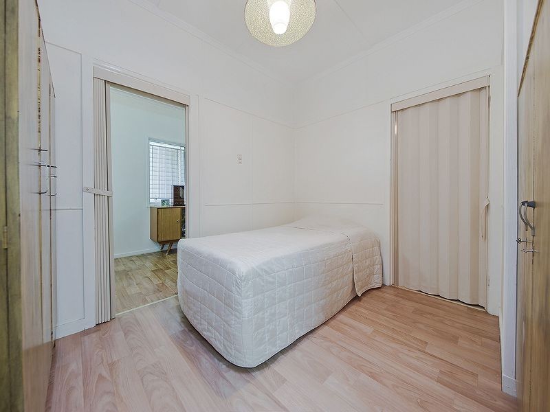 160 Wynnum North Road, Wynnum QLD 4178