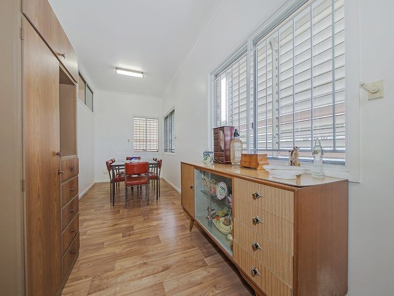 160 Wynnum North Road, Wynnum QLD 4178