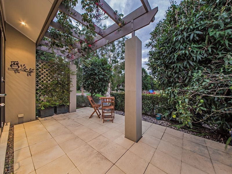 4 Hepburn Cl, Wakerley QLD 4154