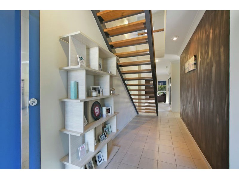 56 Yarra Rd, Wakerley QLD 4154