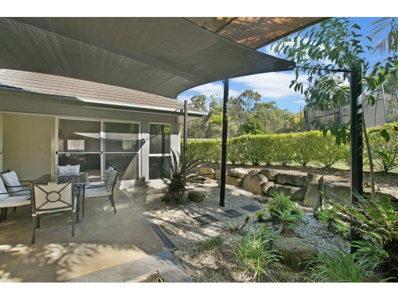 56 Yarra Rd, Wakerley QLD 4154