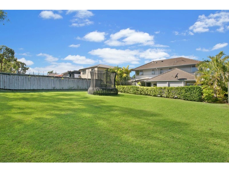 56 Yarra Rd, Wakerley QLD 4154