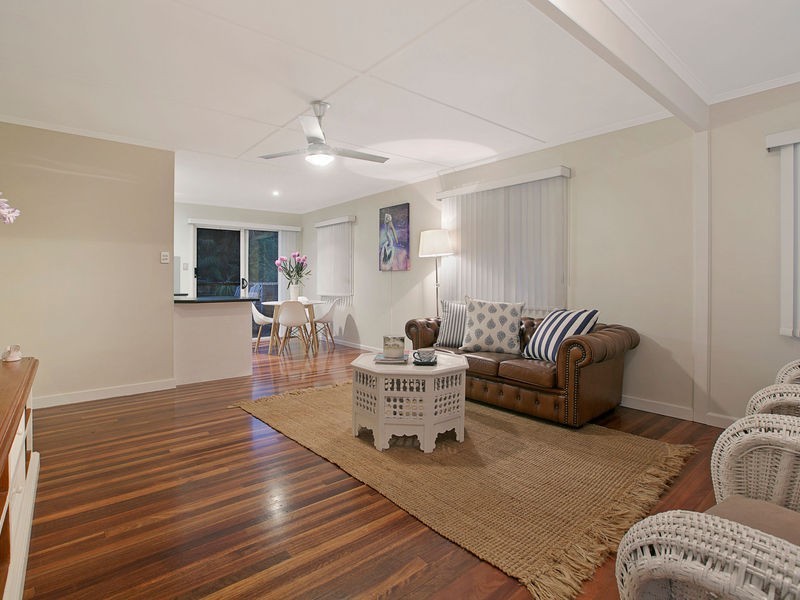 57 Malabar Street, Wynnum West QLD 4178