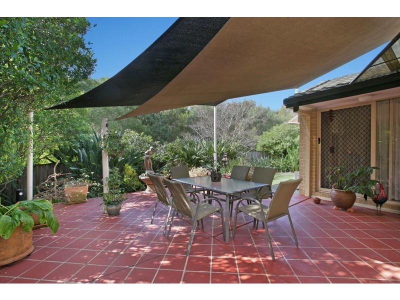 7 Phillips Place, Wakerley QLD 4154