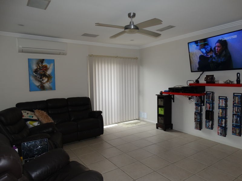 1 Bonniebrae Street, Wynnum West QLD 4178