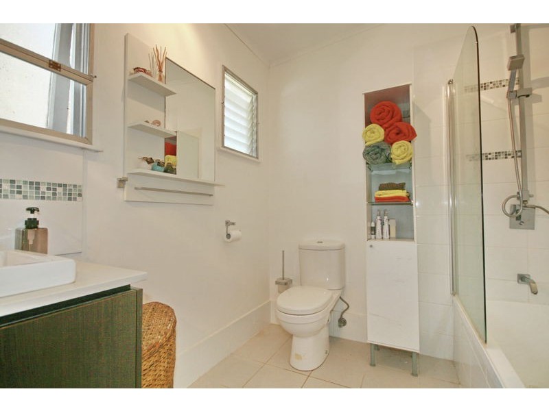 51 Tantani Street, Manly West QLD 4179