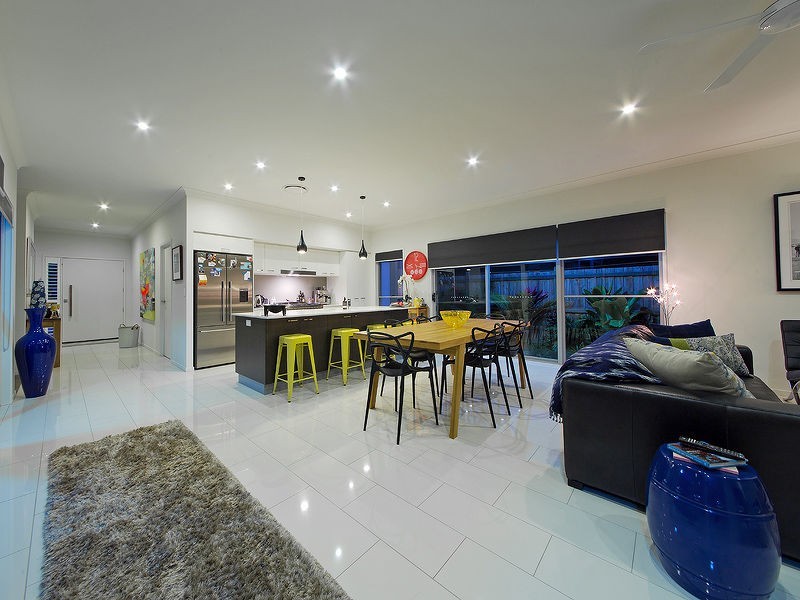 60 Brook Street, Wakerley QLD 4154