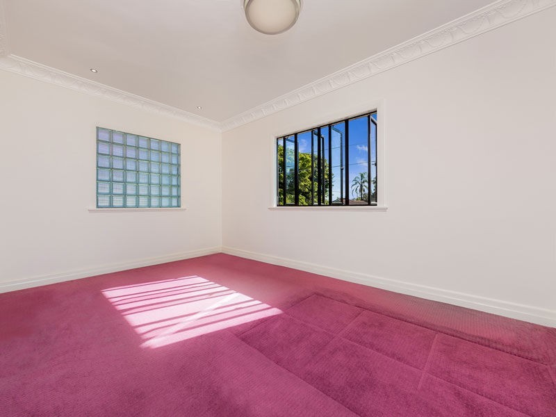36 Strawberry Road, Manly West QLD 4179
