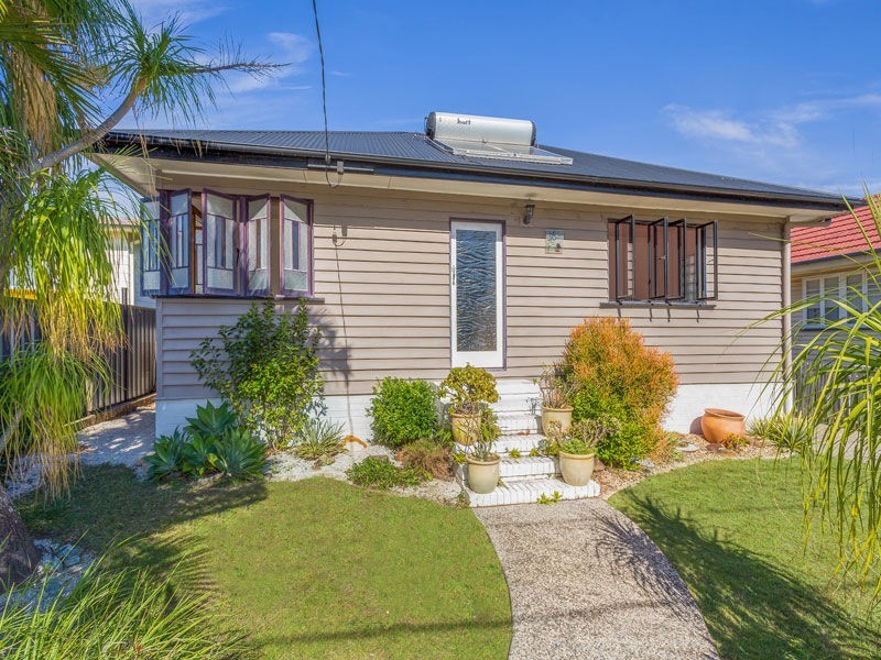 36 Strawberry Road, Manly West QLD 4179