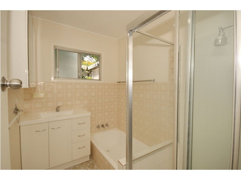 66 Malabar Street, Wynnum West QLD 4178