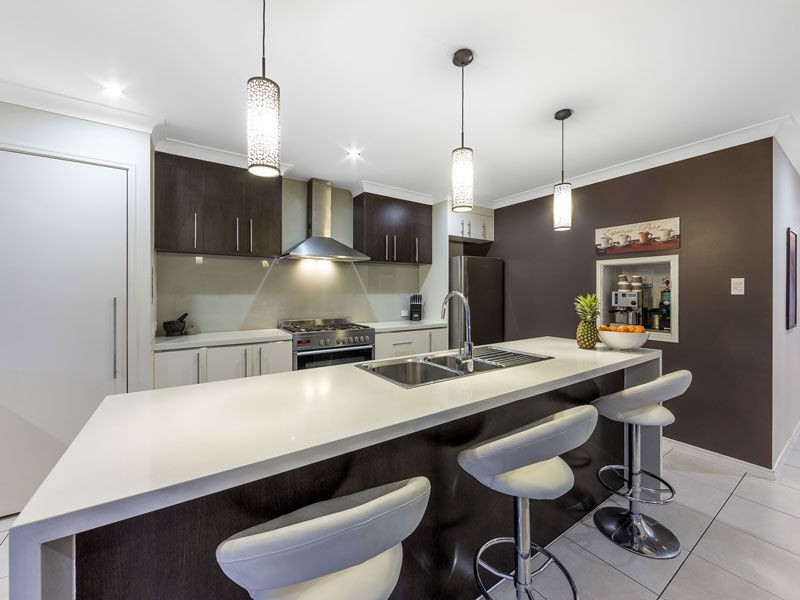 29 Worchester Crescent, Wakerley QLD 4154