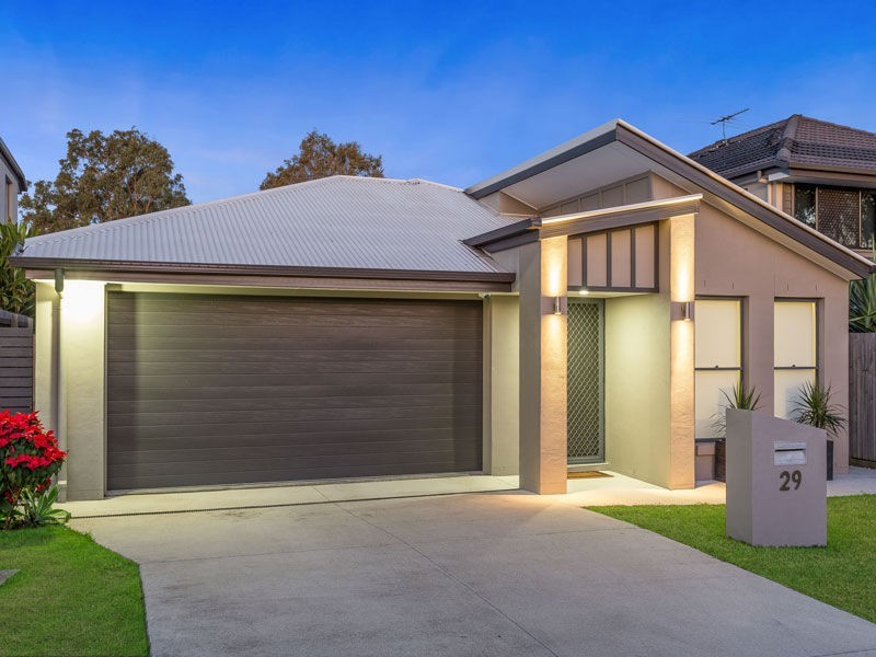 29 Worchester Crescent, Wakerley QLD 4154