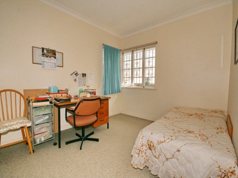 22 Glading Street, Manly West QLD 4179
