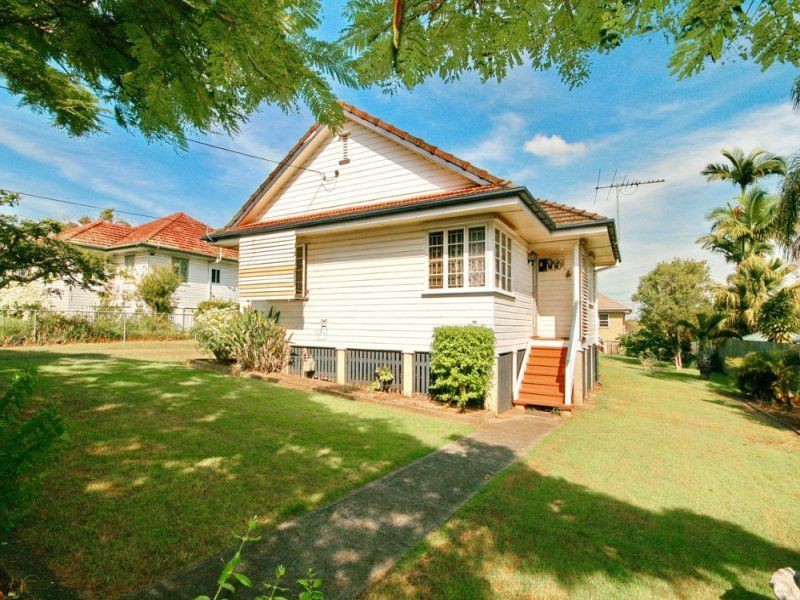 22 Glading Street, Manly West QLD 4179