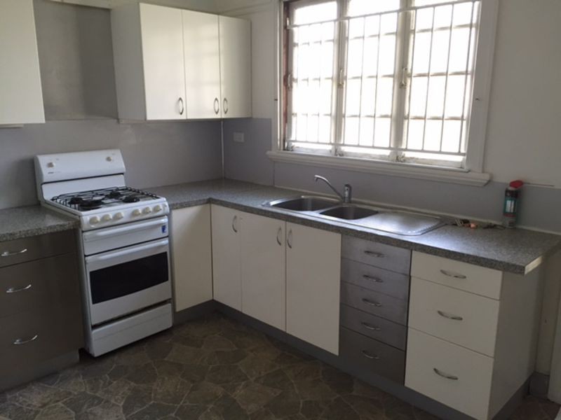 12 Violet Street, Wynnum QLD 4178